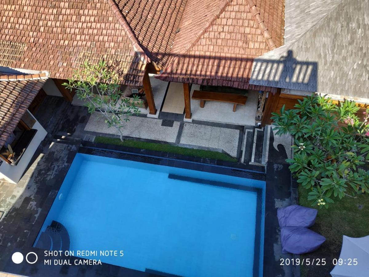 Medewi Beach Inn Pulukan Exterior photo