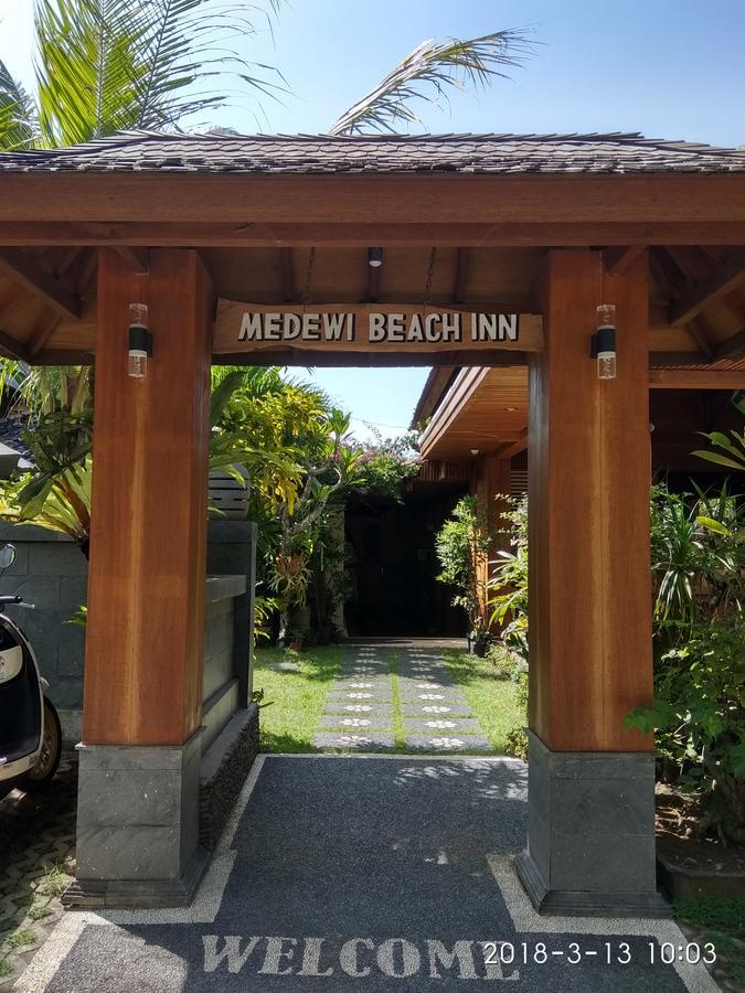 Medewi Beach Inn Pulukan Exterior photo