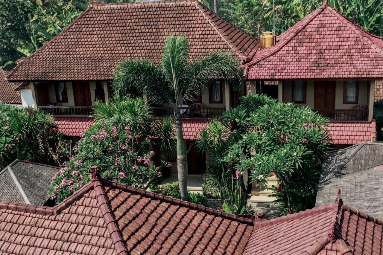 Medewi Beach Inn Pulukan Exterior photo